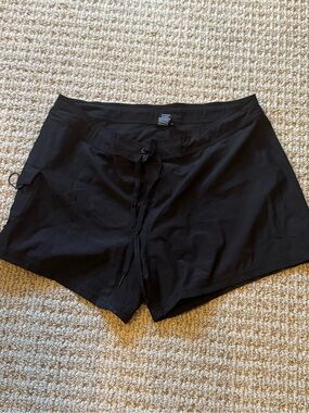 Maui Rippers 16 Women's Black Athletic Drawstring Swim Board Shorts